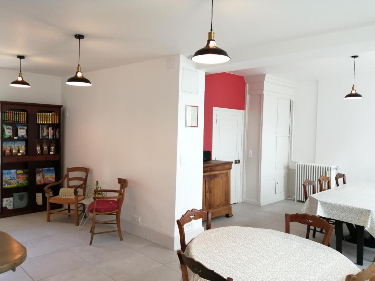 Le Relais Des Roses- D'hotes * Vatan