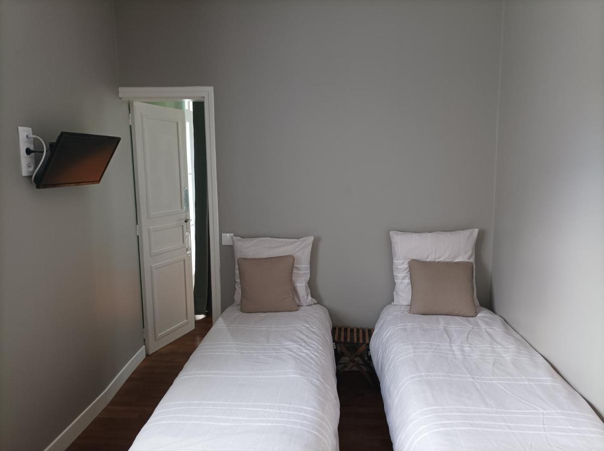 Le Relais Des Roses- D'hotes