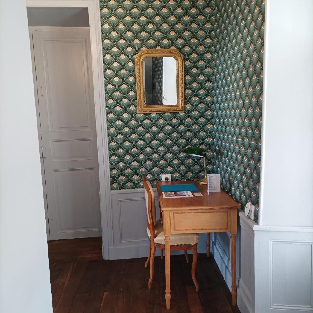 Le Relais Des Roses- D'hotes Vatan