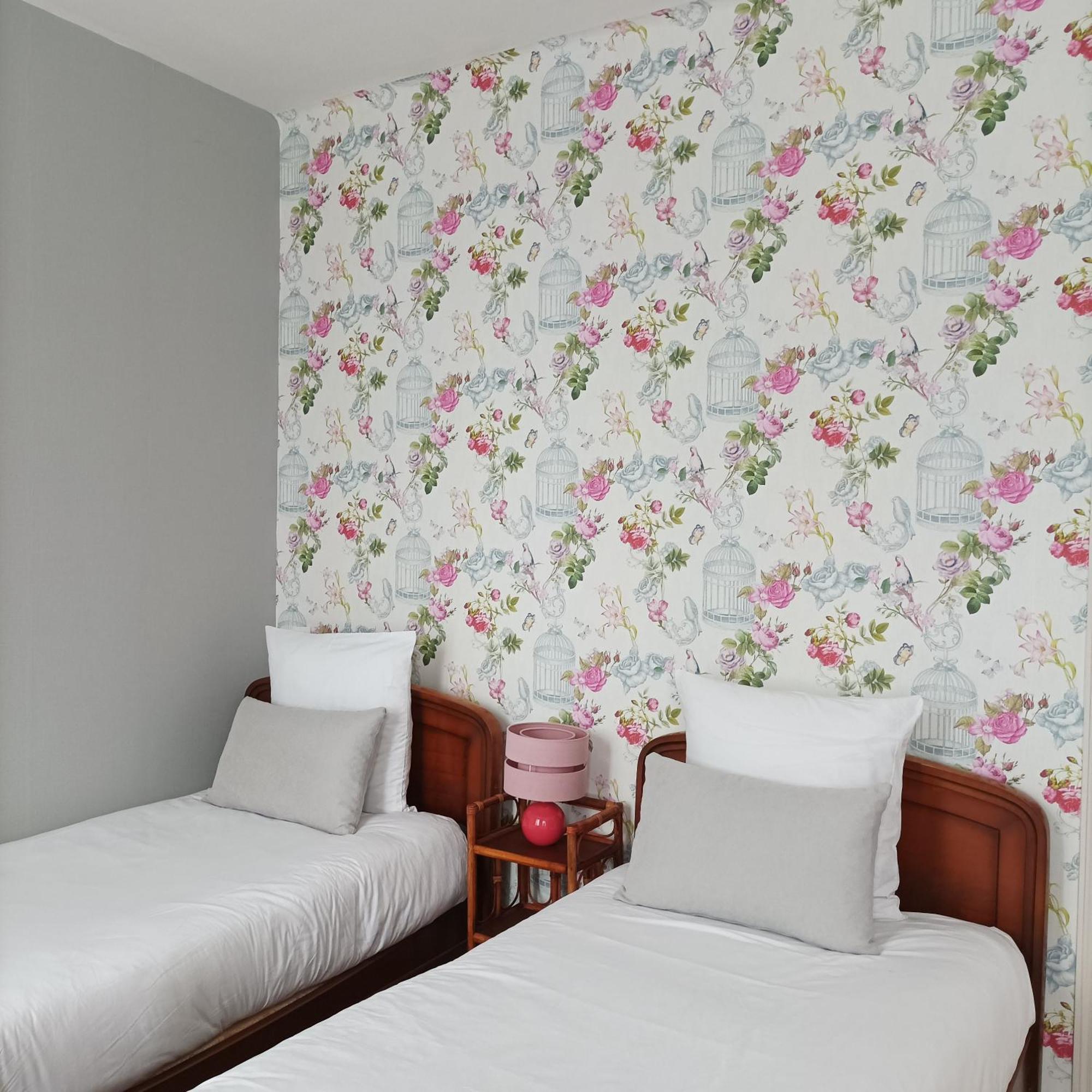 Le Relais Des Roses- D'hotes *